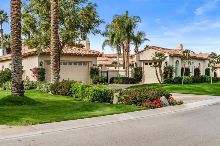 01-79910 Mission Dr-1