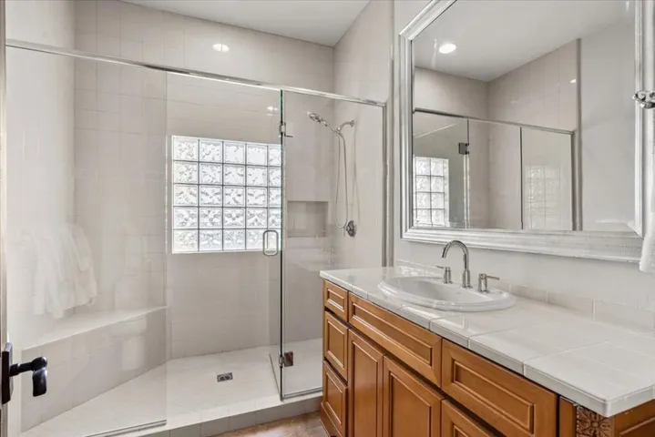 20-79910 Mission Dr-7