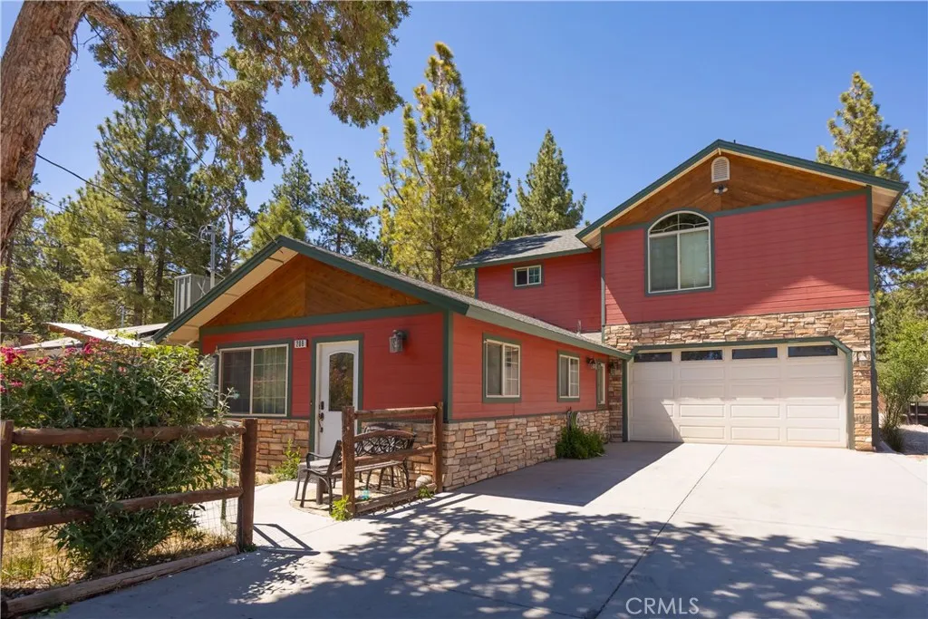 209 W Meadow Lane, Big Bear City, California 92314 home-pic-21