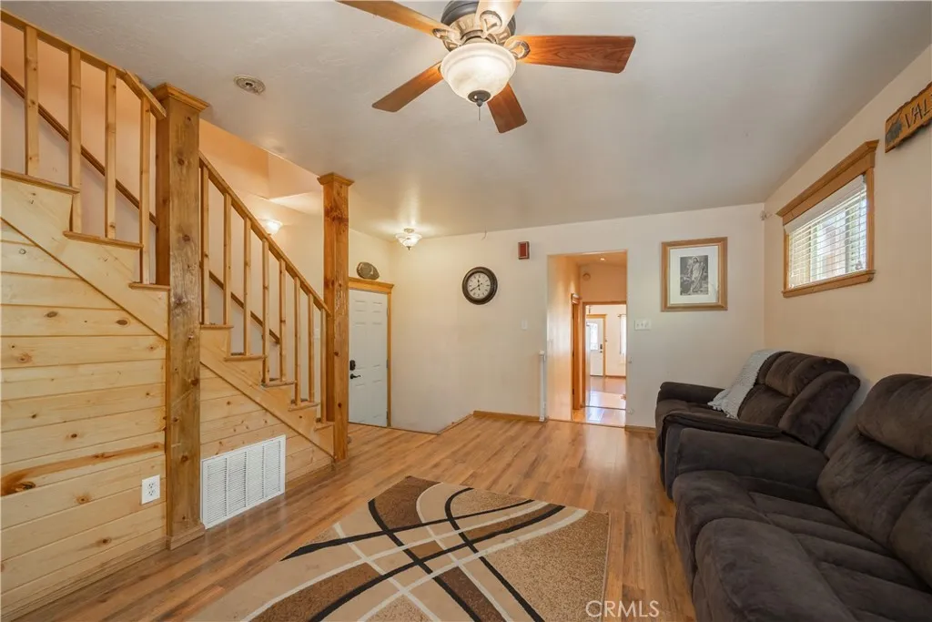 209 W Meadow Lane, Big Bear City, California 92314 home-pic-4