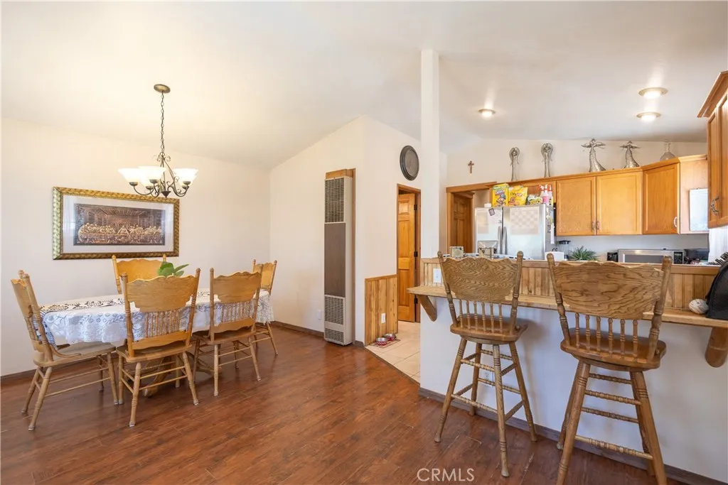 209 W Meadow Lane, Big Bear City, California 92314 home-pic-5