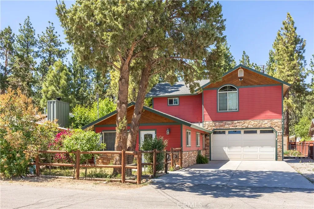 209 W Meadow Lane, Big Bear City, California 92314 home-pic-1