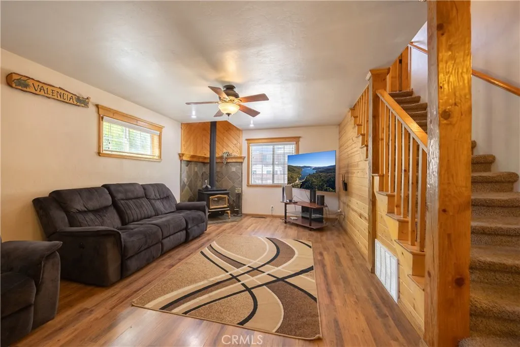 209 W Meadow Lane, Big Bear City, California 92314 home-pic-2