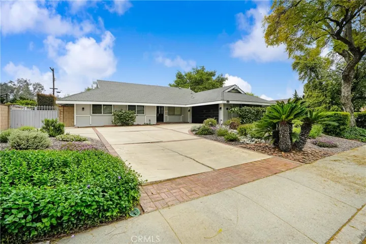 680 Rockford Drive, Claremont, California 91711