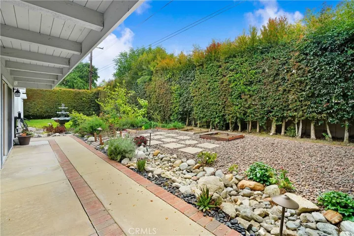 680 Rockford Drive, Claremont, California 91711