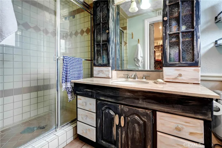 680 Rockford Drive, Claremont, California 91711
