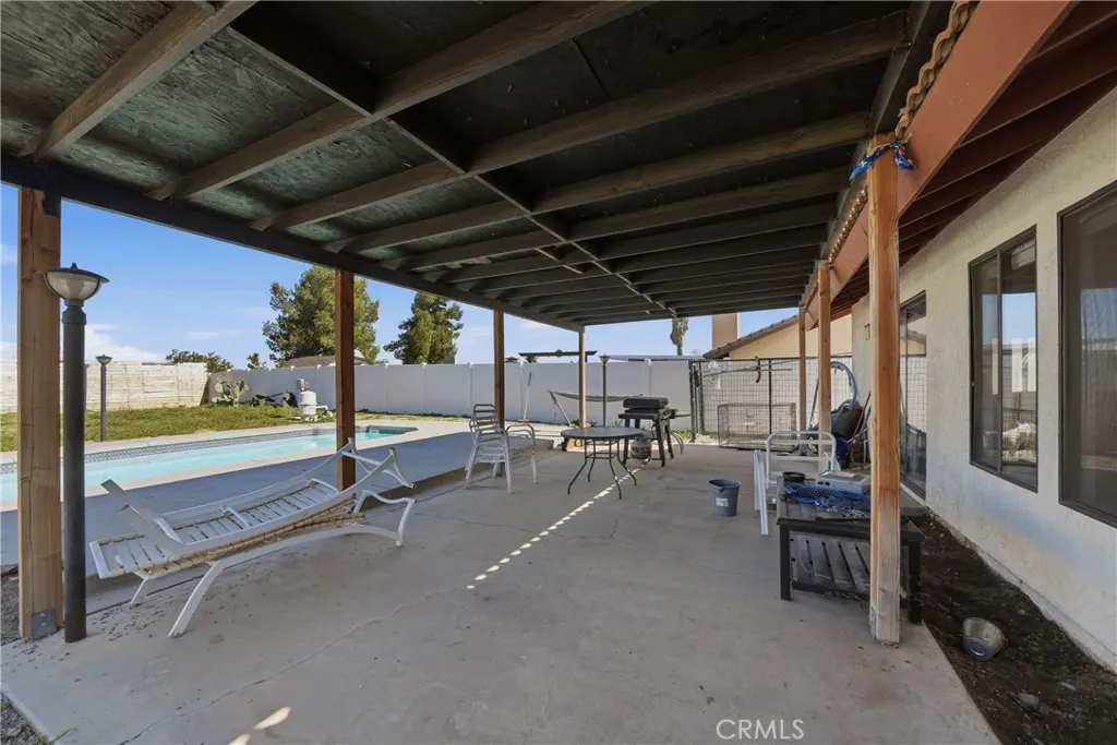 13454 Elm, Hesperia, California 92344 home-pic-25