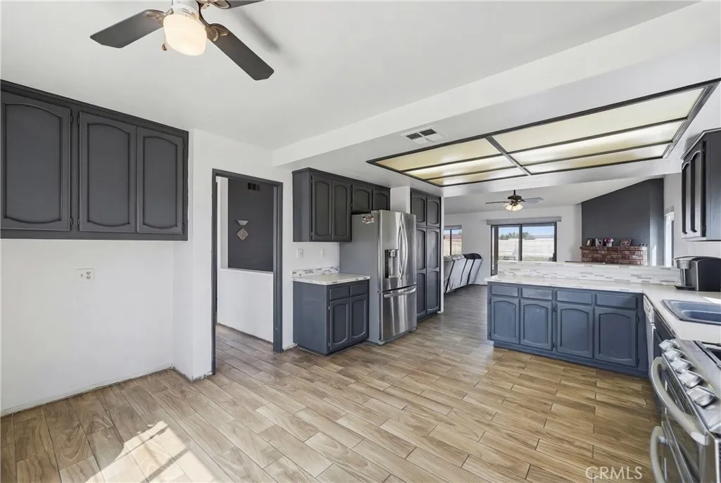 13454 Elm, Hesperia, California 92344 home-pic-9
