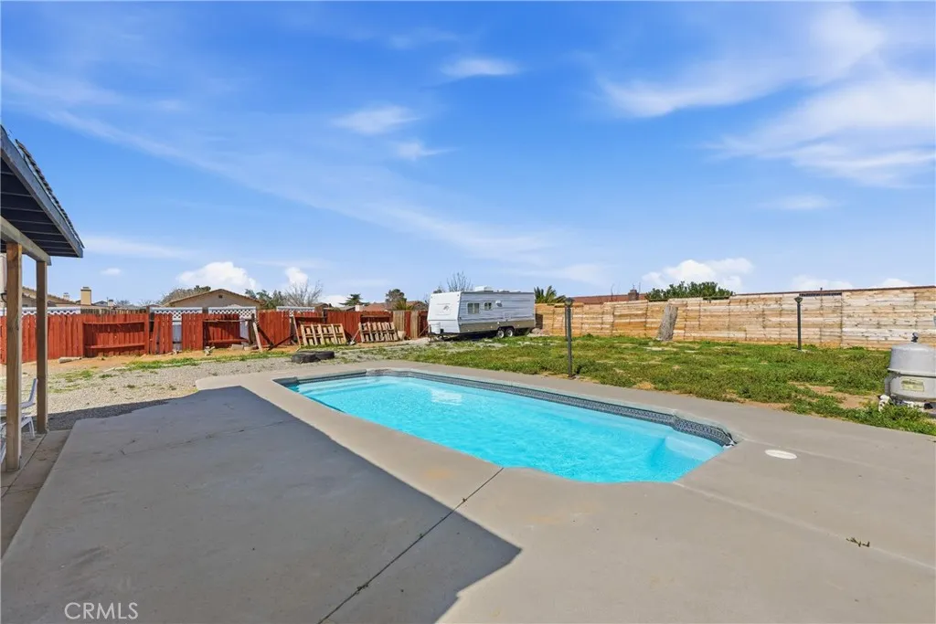 13454 Elm, Hesperia, California 92344 home-pic-27