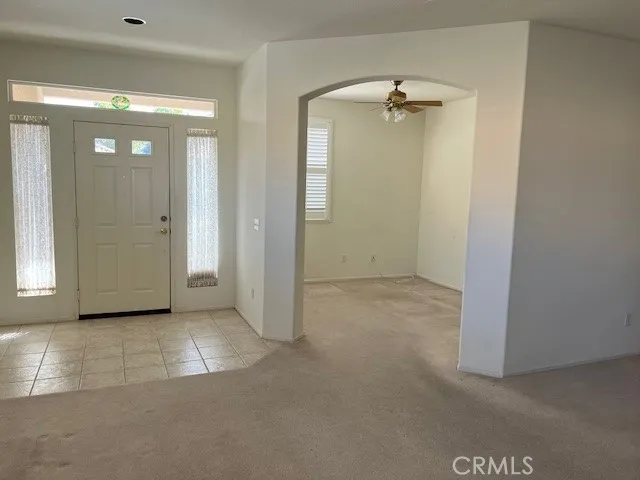 Den & Entry