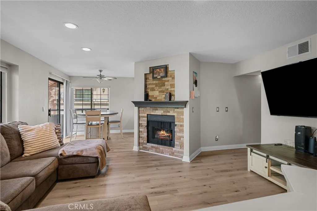 18114 Erik Court 5131, Canyon Country, California 91387 home-pic-12
