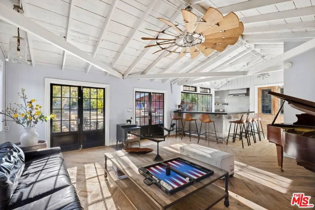 4750 Encino Avenue, Encino, California 91316 home-pic-53