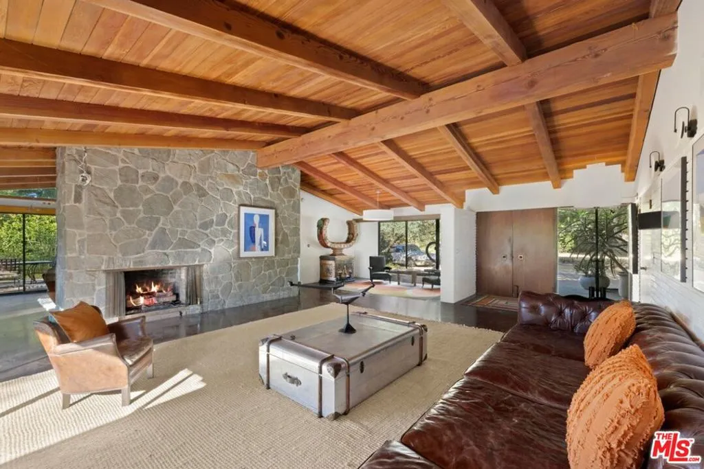 4750 Encino Avenue, Encino, California 91316 home-pic-43