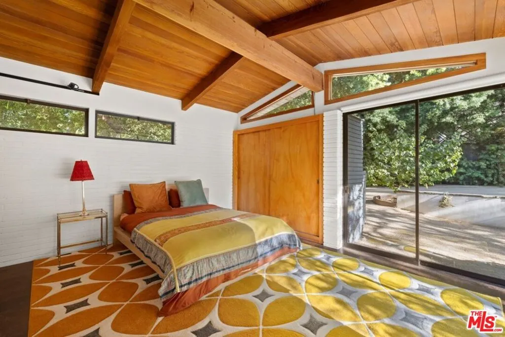 4750 Encino Avenue, Encino, California 91316 home-pic-49