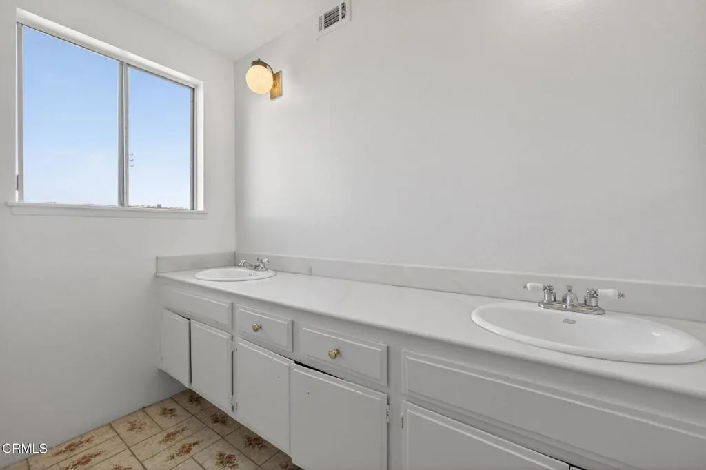 6368 Hunter Street, Ventura, California 93003 home-pic-25