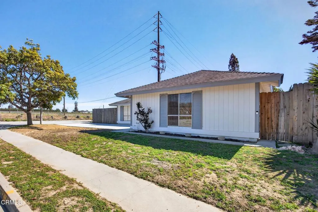 6368 Hunter Street, Ventura, California 93003 home-pic-2