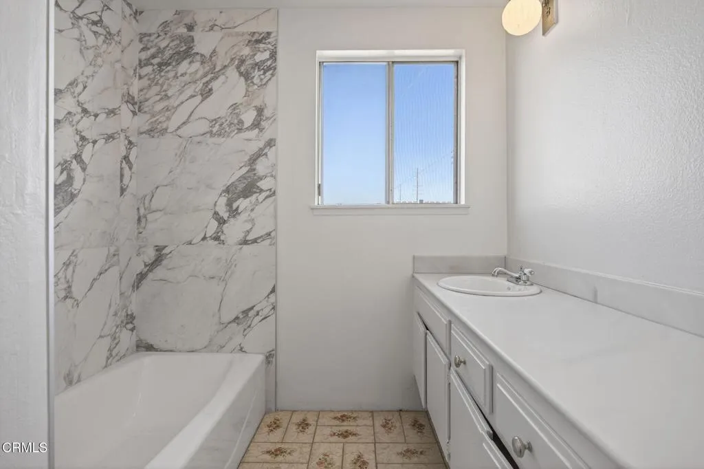 6368 Hunter Street, Ventura, California 93003 home-pic-24
