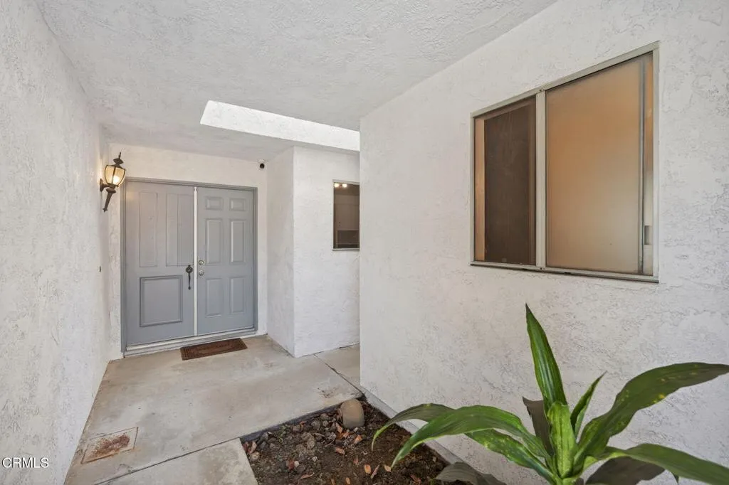 6368 Hunter Street, Ventura, California 93003 home-pic-4