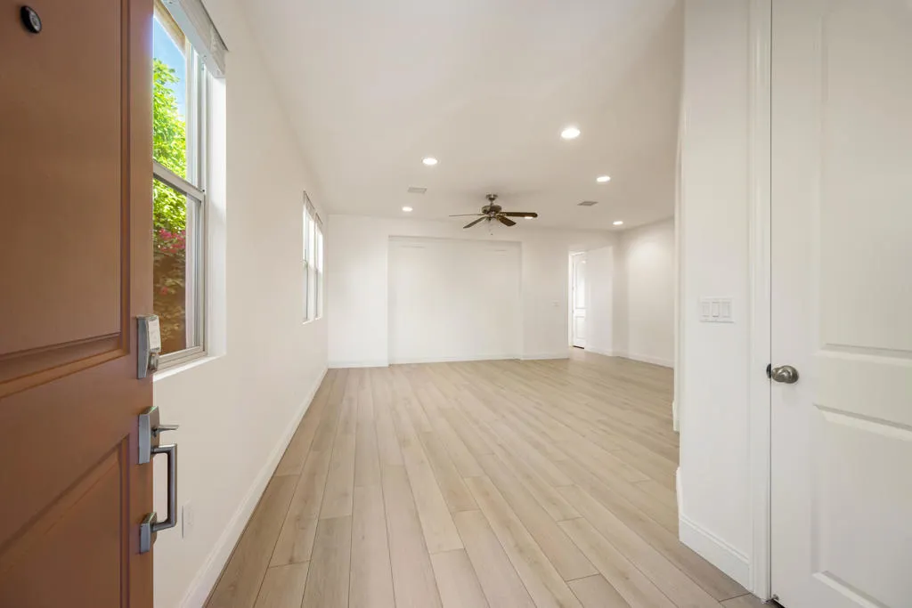 51120 Mystic Tyme Drive, Indio, California 92201 home-pic-6