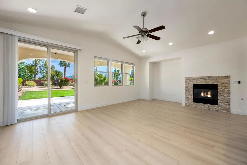 51120 Mystic Tyme Drive, Indio, California 92201 home-pic-1