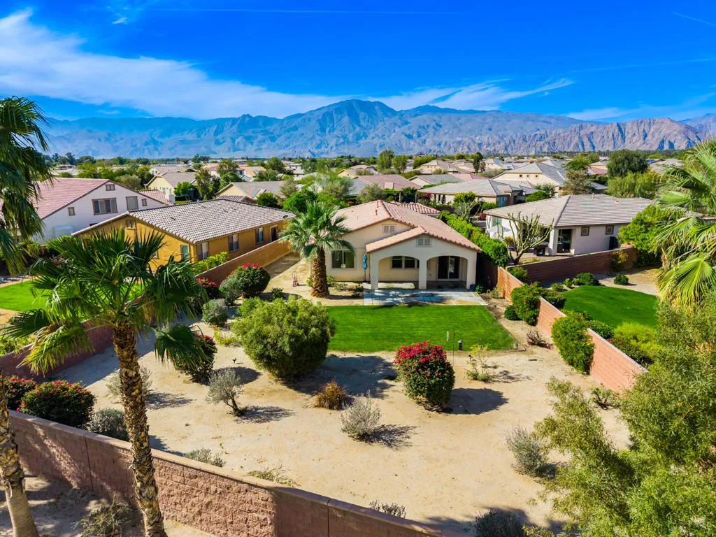 51120 Mystic Tyme Drive, Indio, California 92201 home-pic-43