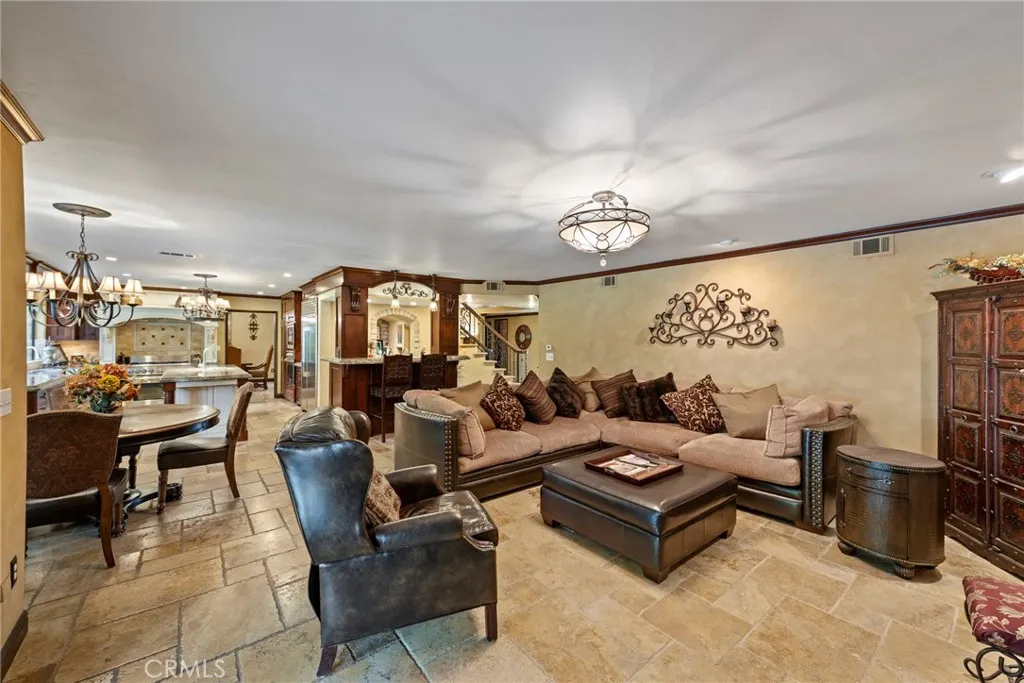 9905 Pangborn, Downey, California 90240 home-pic-3