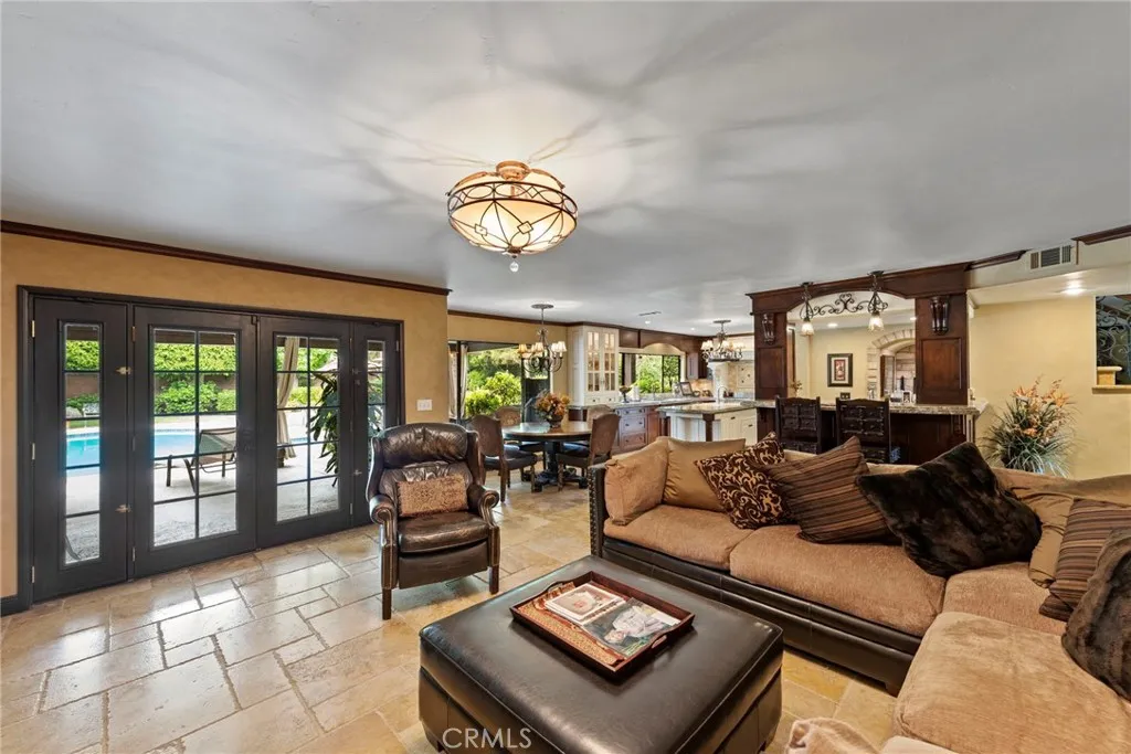 9905 Pangborn, Downey, California 90240 home-pic-5