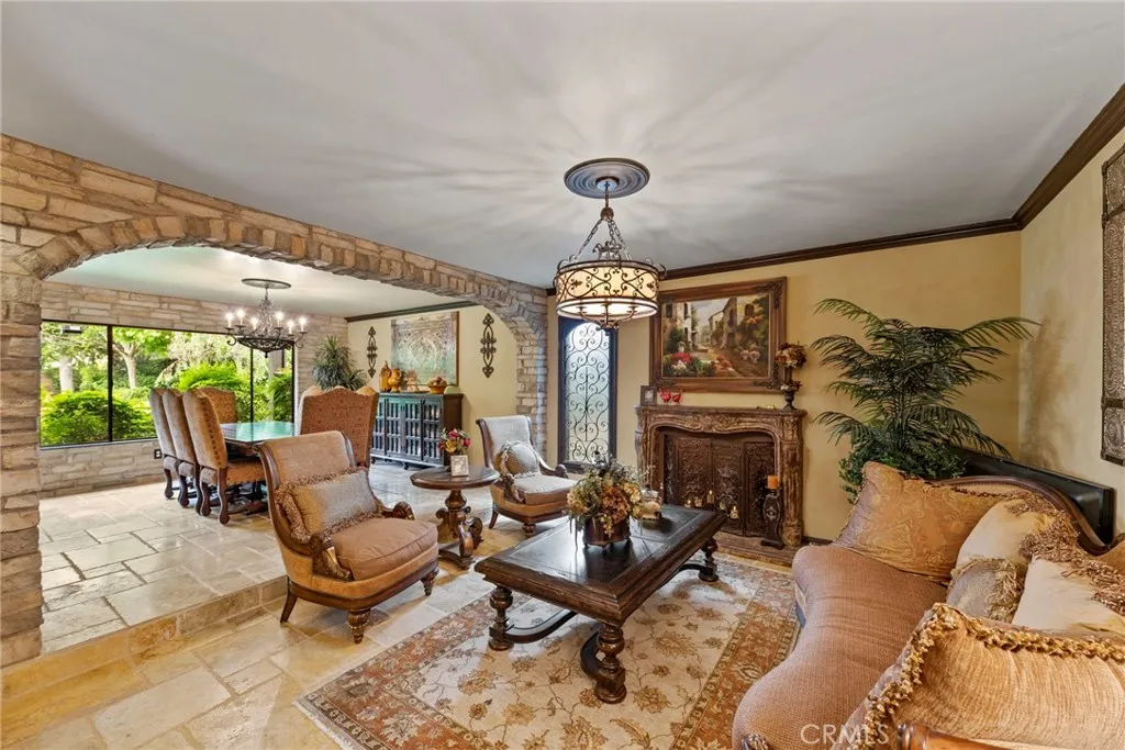 9905 Pangborn, Downey, California 90240 home-pic-13