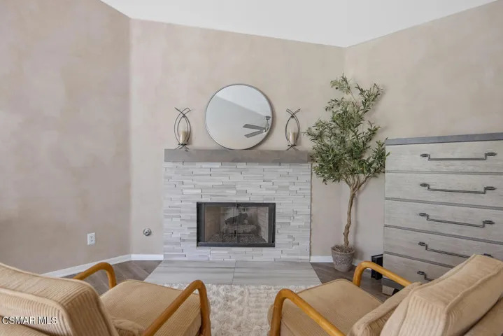 4900 Kilburn Ct Oak Park CA-large-045-04