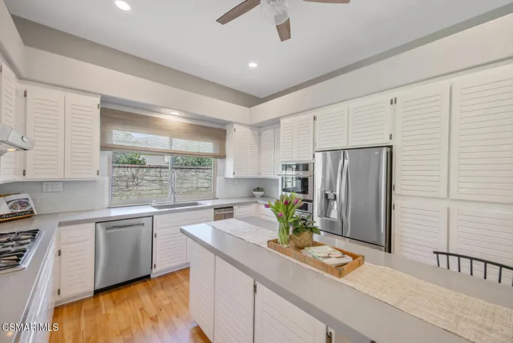 4900 Kilburn Ct Oak Park CA-large-020-04