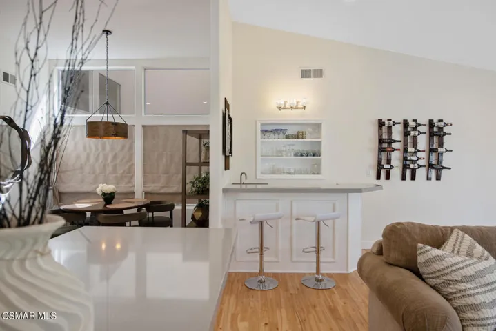 4900 Kilburn Ct Oak Park CA-large-030-01