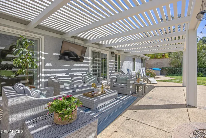4900 Kilburn Ct Oak Park CA-large-061-04