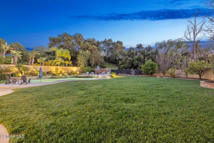 4900 Kilburn Ct Oak Park CA-large-081-08