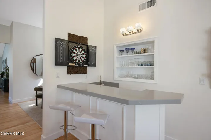 4900 Kilburn Ct Oak Park CA-large-031-01