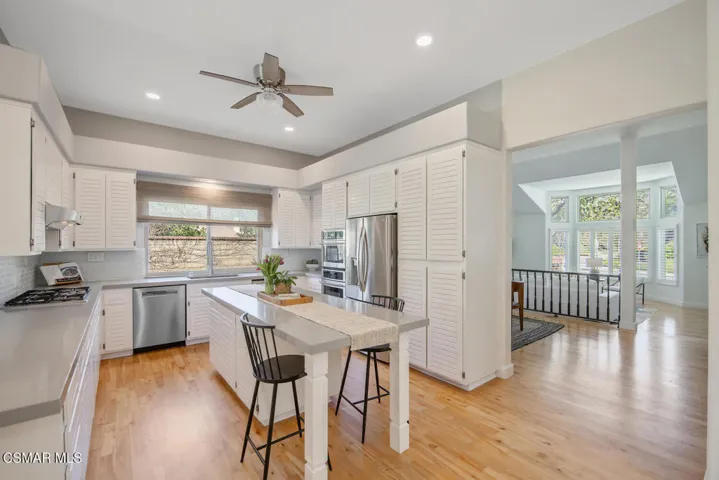 4900 Kilburn Ct Oak Park CA-large-017-04
