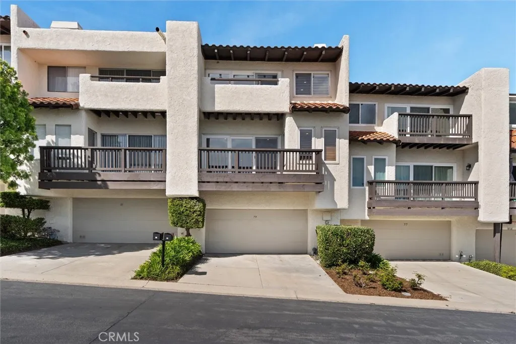 79 Cottonwood, Rolling Hills Estates, California 90274 home-pic-2