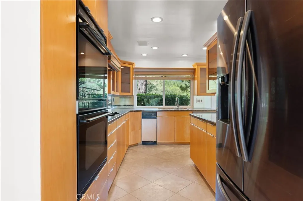 79 Cottonwood, Rolling Hills Estates, California 90274 home-pic-13
