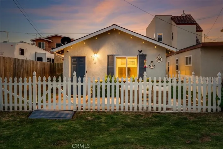 550 Honolulu Ave, Oceano, California 93445