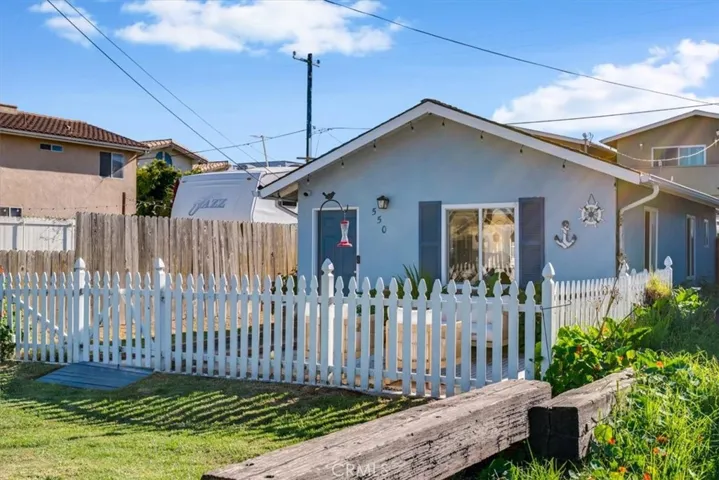 550 Honolulu Ave, Oceano, California 93445