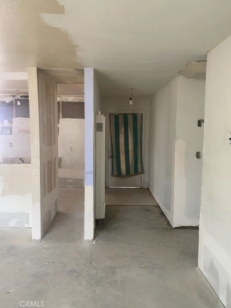 9286 Espada Avenue, Hesperia, California 92345 home-pic-7