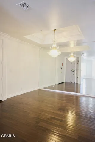 4830Elmwood_0184e