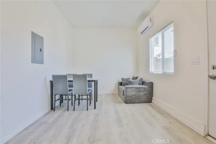 ADU