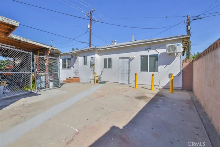 10502 Ravenswood, Inglewood, California 90304