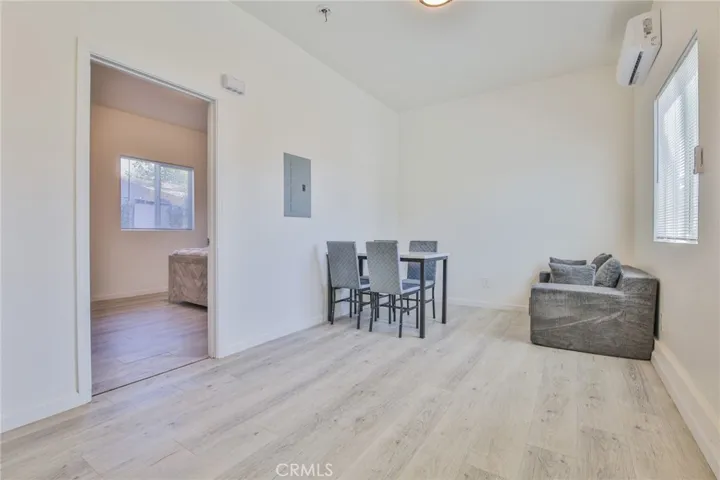 10502 Ravenswood, Inglewood, California 90304