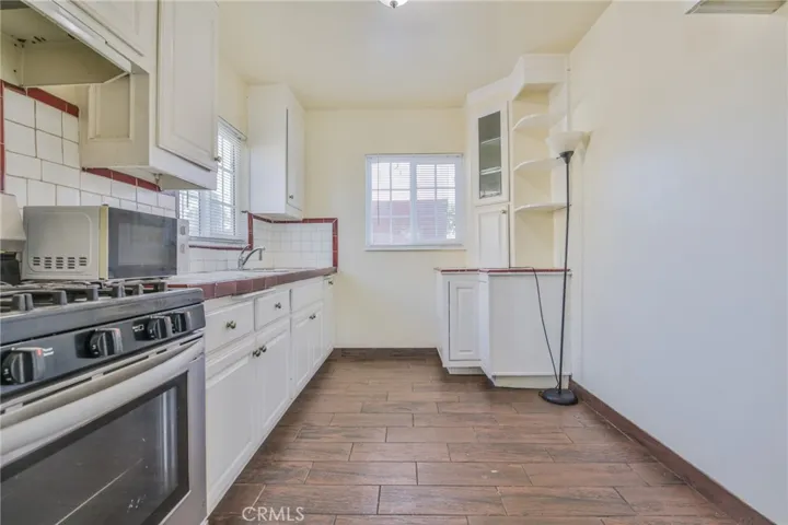 10502 Ravenswood, Inglewood, California 90304