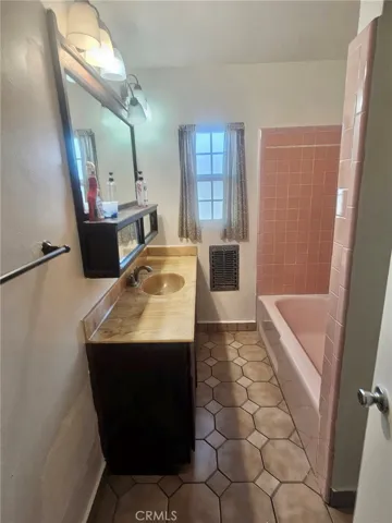 front house main bathroom