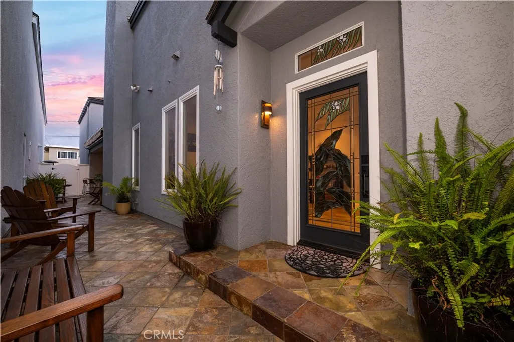1713 Electric Avenue, Seal Beach, California 90740 home-pic-10