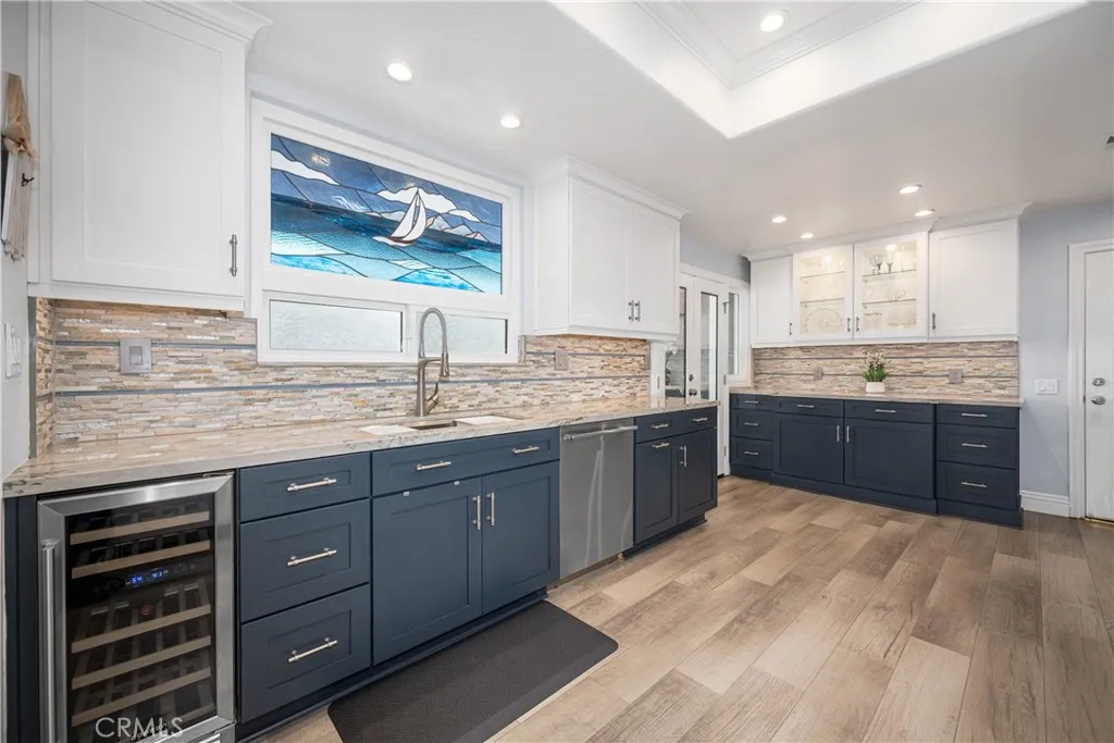 1713 Electric Avenue, Seal Beach, California 90740 home-pic-25