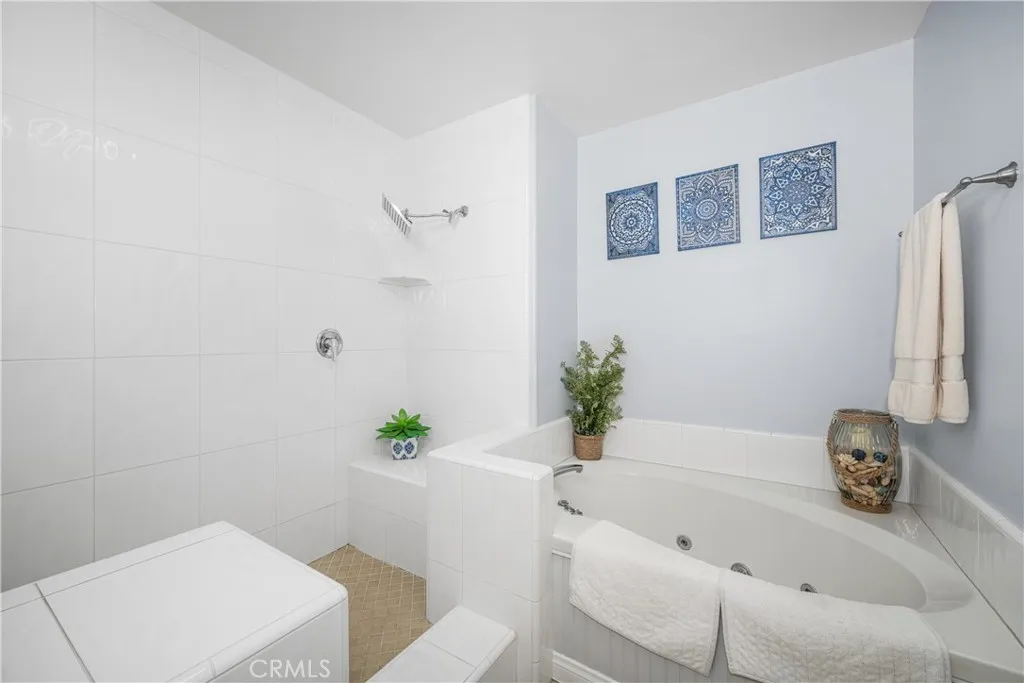 1713 Electric Avenue, Seal Beach, California 90740 home-pic-37