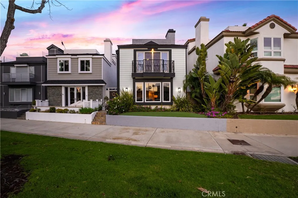 1713 Electric Avenue, Seal Beach, California 90740 home-pic-6